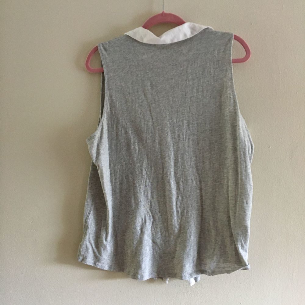 Loft Gray & White Collared Button Down Top - image 7